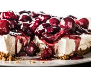Cheesecake Smothered with Cherries